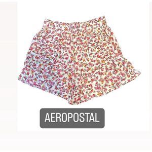 Aeropostal floral print shorts with pockets size S women’s new